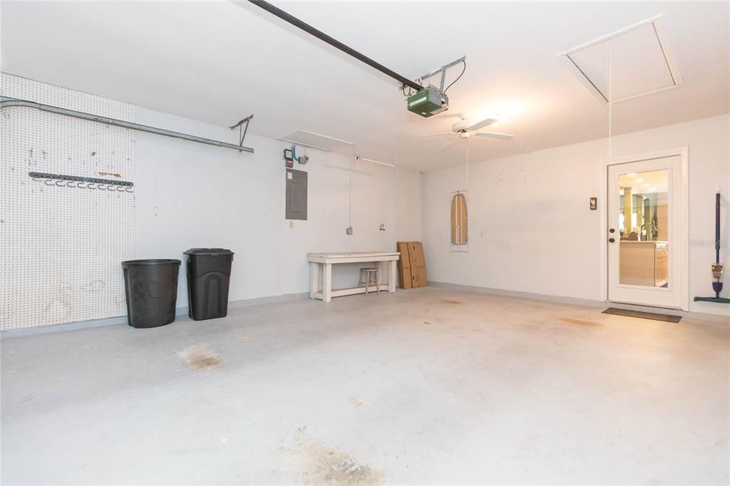 For Sale: $238,000 (2 beds, 2 baths, 1646 Square Feet)