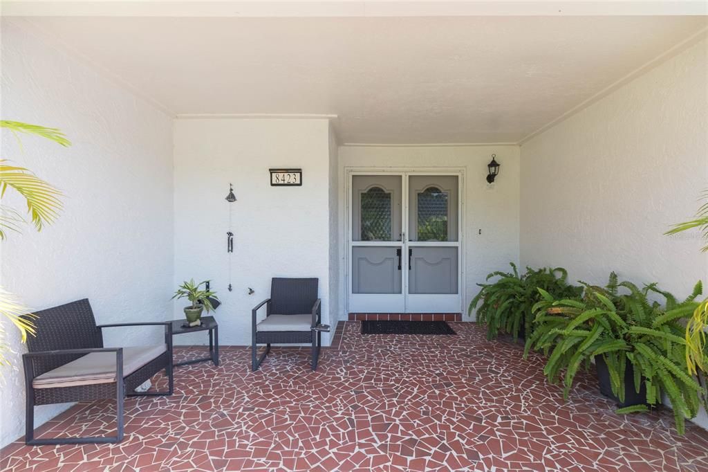 For Sale: $238,000 (2 beds, 2 baths, 1646 Square Feet)