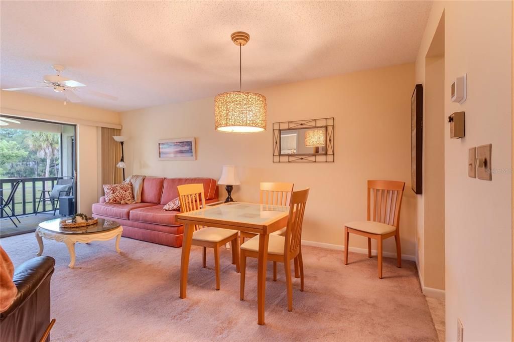 For Rent: $2,000 (2 beds, 2 baths, 1108 Square Feet)