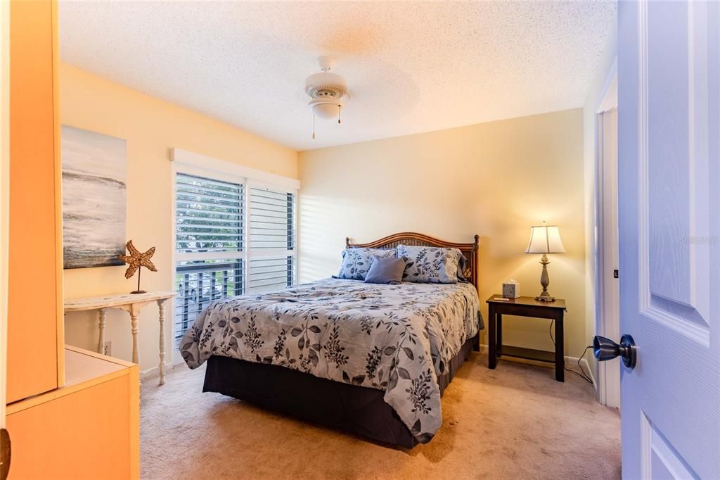 For Rent: $2,000 (2 beds, 2 baths, 1108 Square Feet)