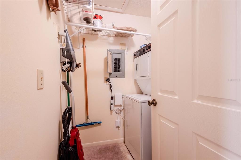 For Rent: $2,000 (2 beds, 2 baths, 1108 Square Feet)