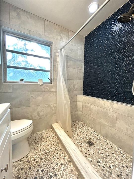 For Rent: $2,100 (3 beds, 2 baths, 1345 Square Feet)