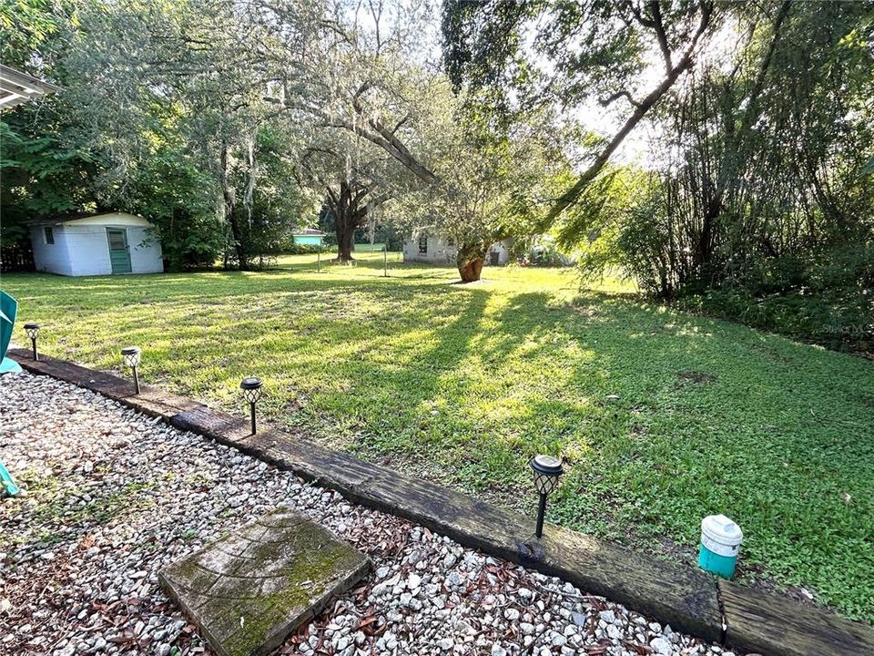 For Rent: $2,100 (3 beds, 2 baths, 1345 Square Feet)