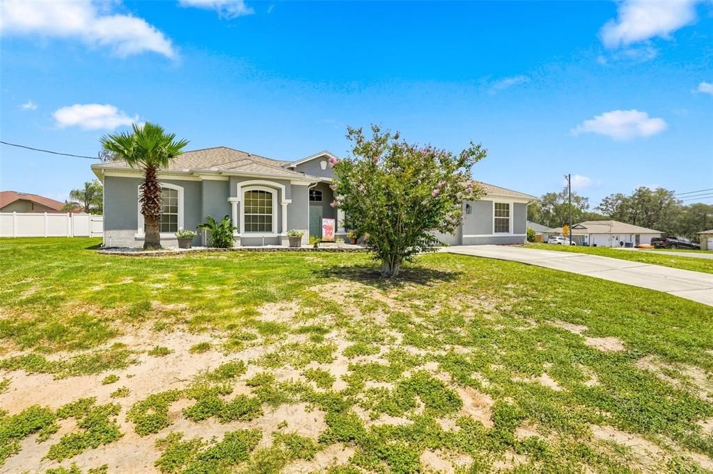 En Venta: $545,000 (4 camas, 3 baños, 2684 Pies cuadrados)