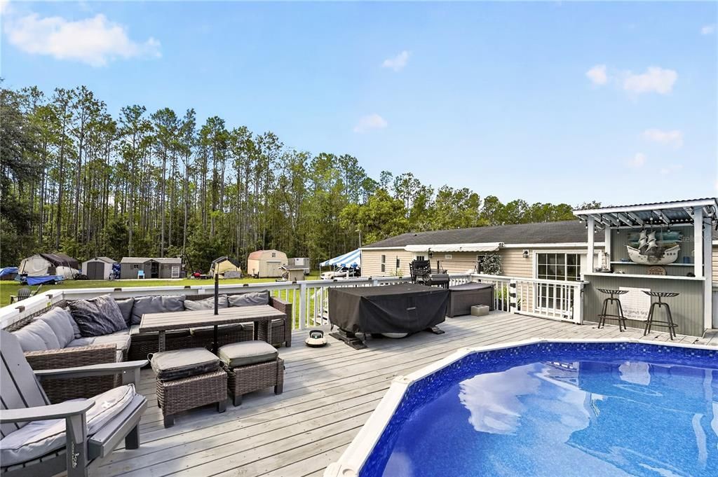 For Sale: $345,000 (5 beds, 3 baths, 1976 Square Feet)