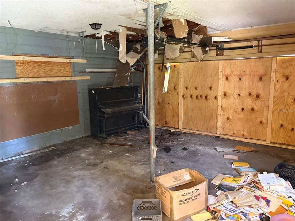For Sale: $389,000 (4 beds, 3 baths, 3414 Square Feet)