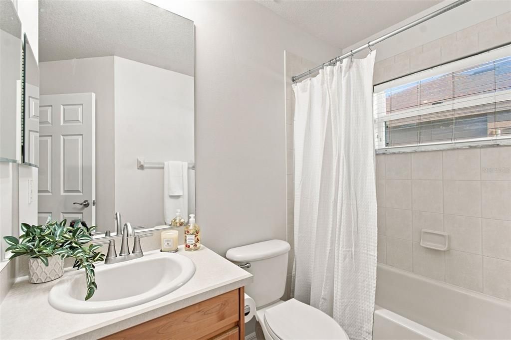 For Sale: $560,000 (4 beds, 3 baths, 2747 Square Feet)