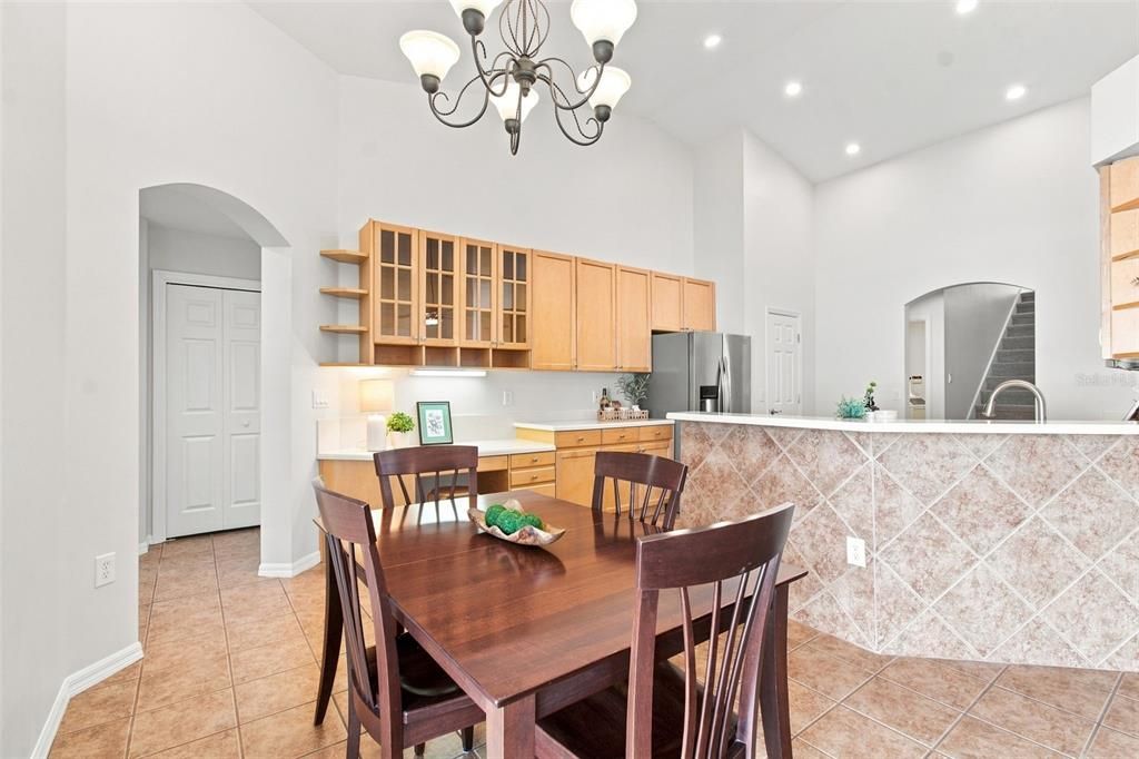 For Sale: $560,000 (4 beds, 3 baths, 2747 Square Feet)