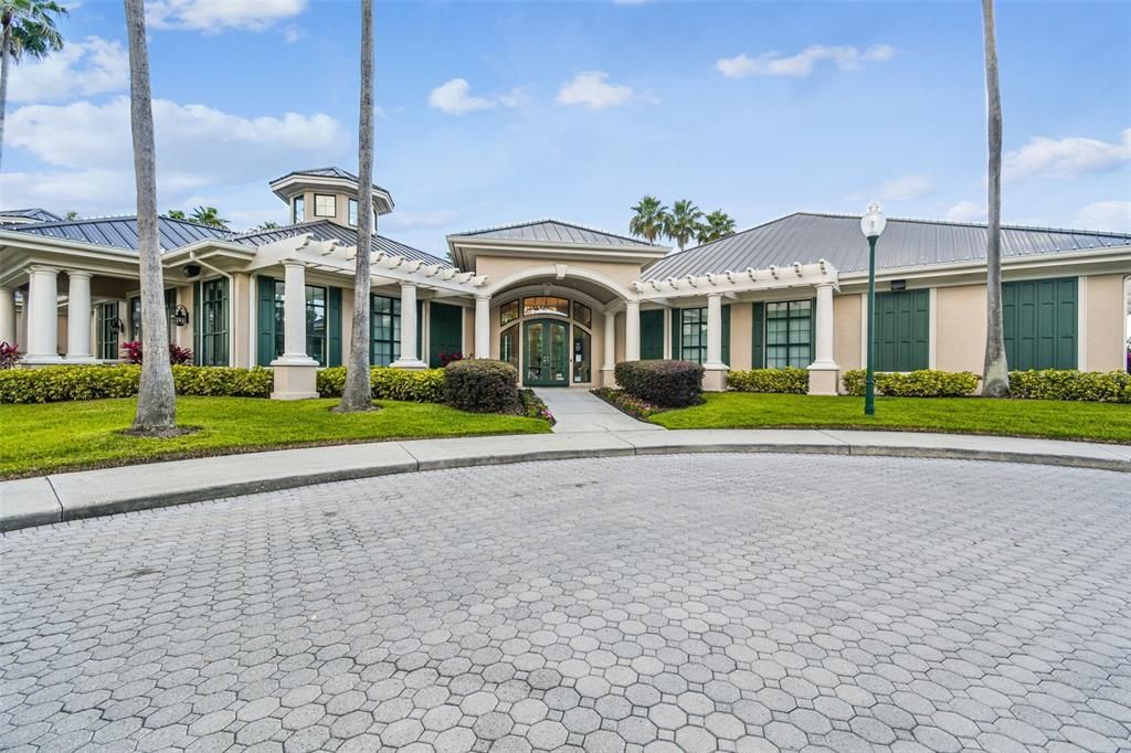 For Sale: $560,000 (4 beds, 3 baths, 2747 Square Feet)
