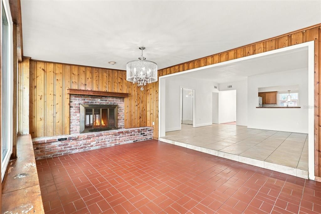 En Renta: $2,995 (3 camas, 2 baños, 1898 Pies cuadrados)