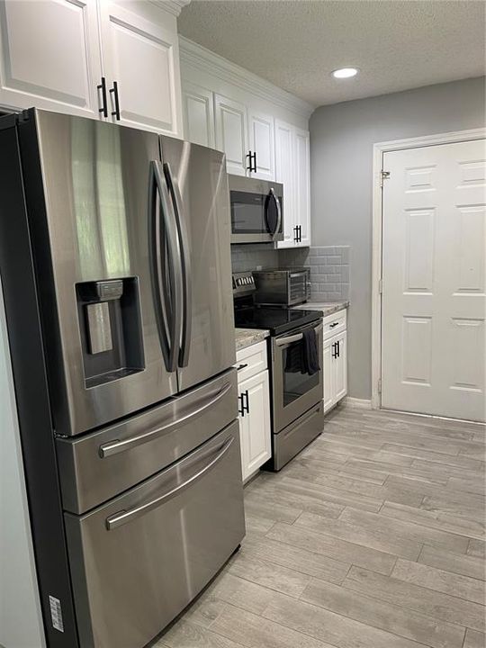 For Sale: $245,000 (2 beds, 2 baths, 1108 Square Feet)