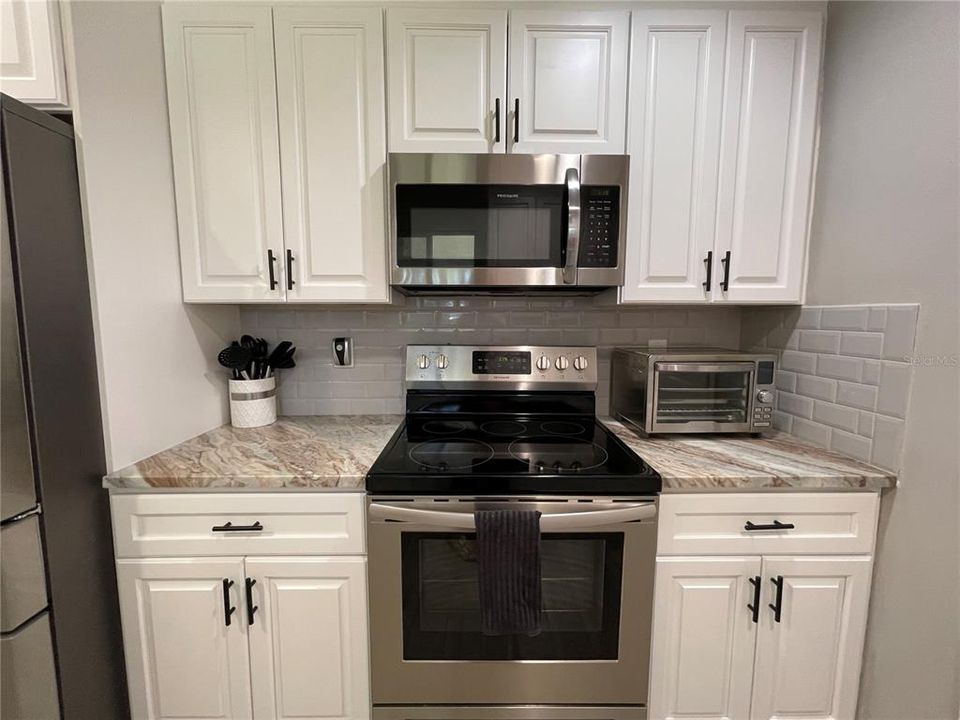 For Sale: $245,000 (2 beds, 2 baths, 1108 Square Feet)