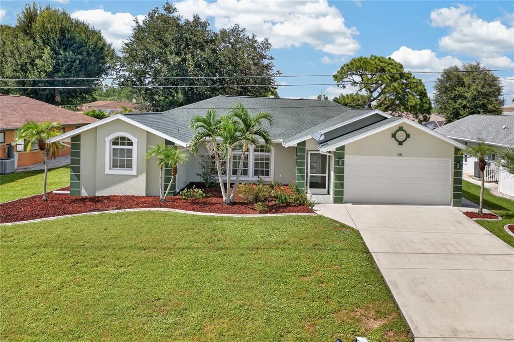 For Sale: $400,000 (4 beds, 2 baths, 2285 Square Feet)