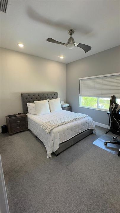 En Venta: $419,999 (4 camas, 2 baños, 2366 Pies cuadrados)