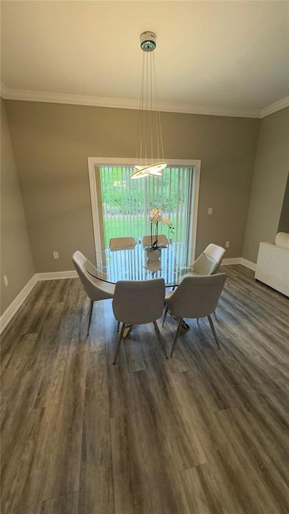 En Venta: $419,999 (4 camas, 2 baños, 2366 Pies cuadrados)