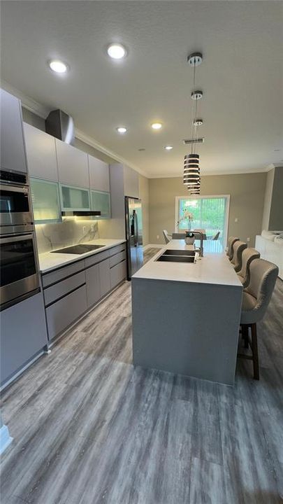En Venta: $419,999 (4 camas, 2 baños, 2366 Pies cuadrados)