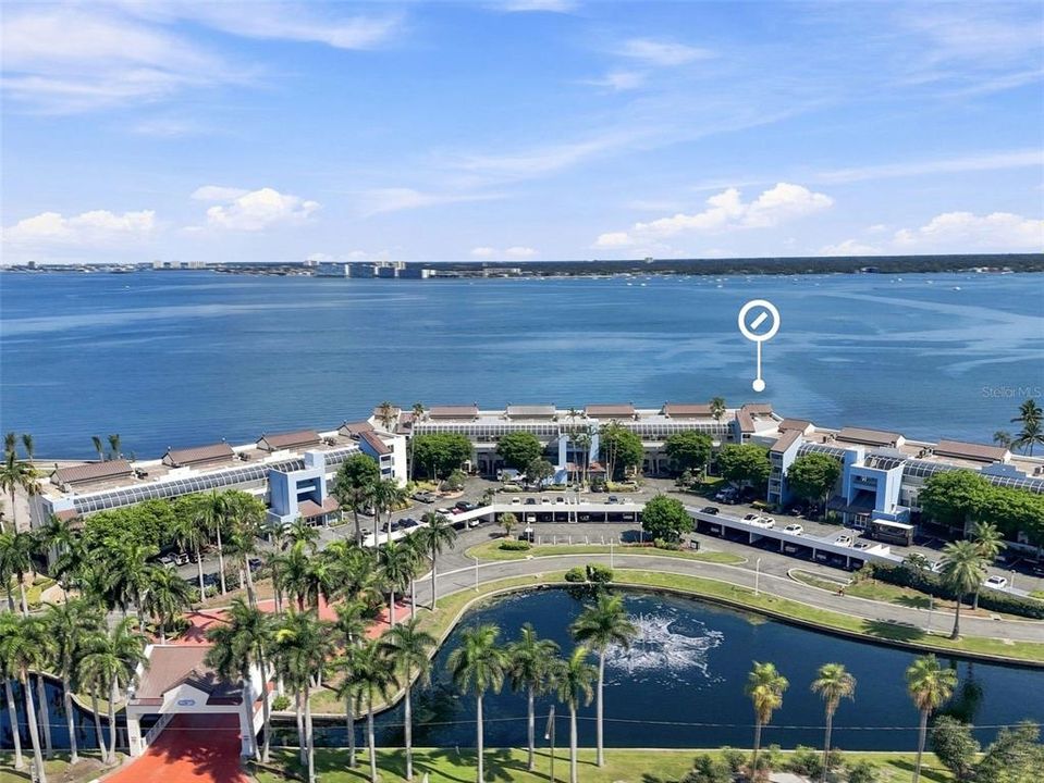 En Venta: $499,999 (2 camas, 2 baños, 1325 Pies cuadrados)