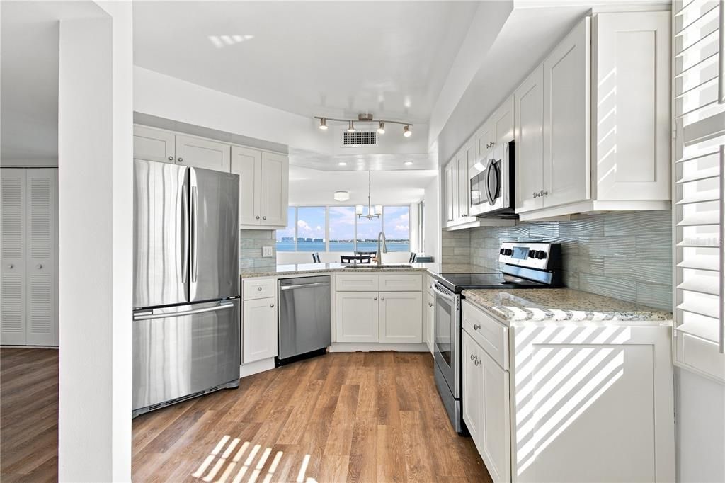 En Venta: $499,999 (2 camas, 2 baños, 1325 Pies cuadrados)
