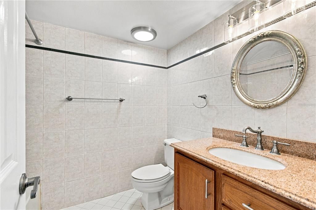 En Venta: $499,999 (2 camas, 2 baños, 1325 Pies cuadrados)