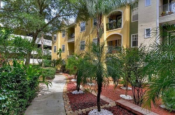 For Rent: $1,549 (1 beds, 1 baths, 598 Square Feet)