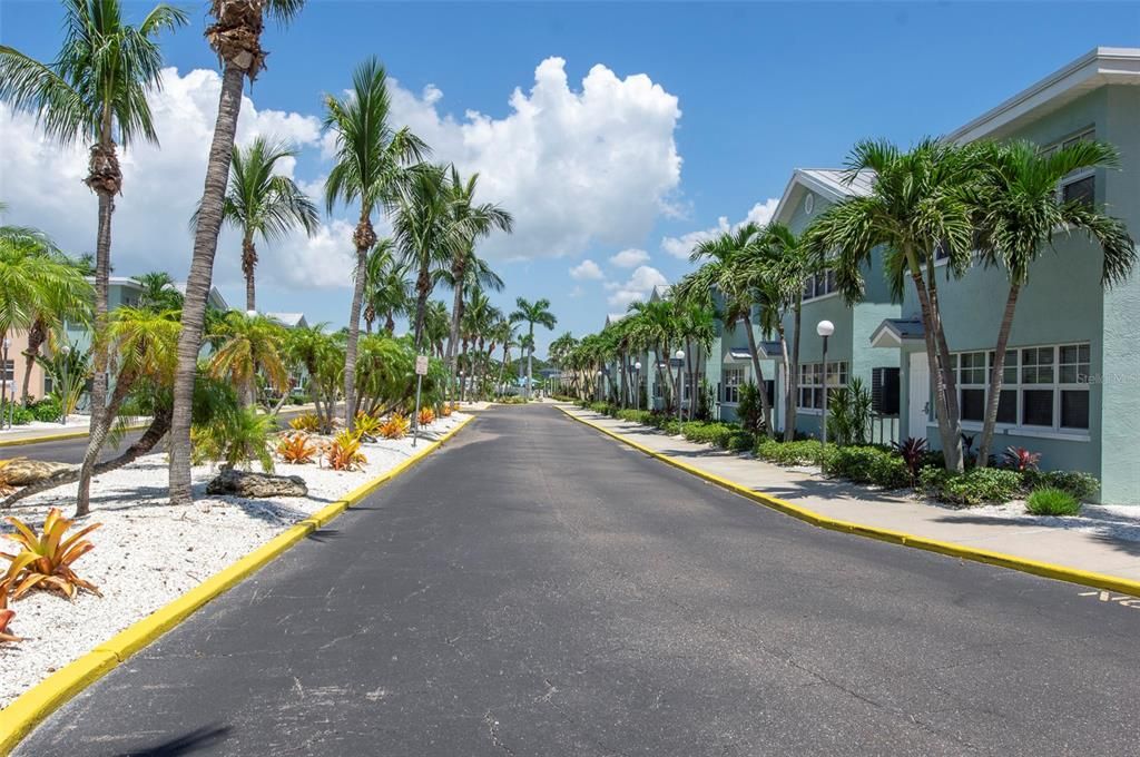 En Venta: $494,000 (2 camas, 1 baños, 950 Pies cuadrados)