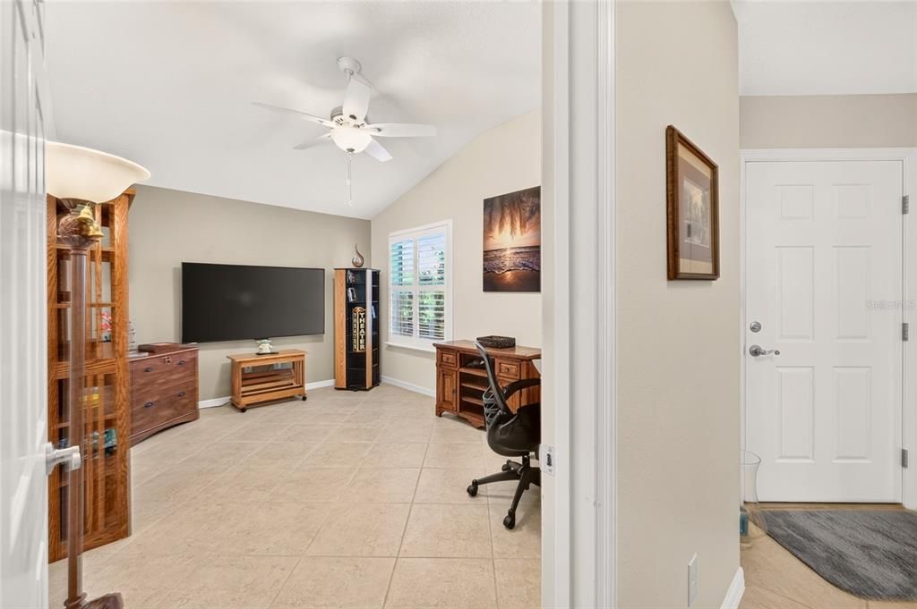 En Venta: $469,000 (3 camas, 2 baños, 1602 Pies cuadrados)