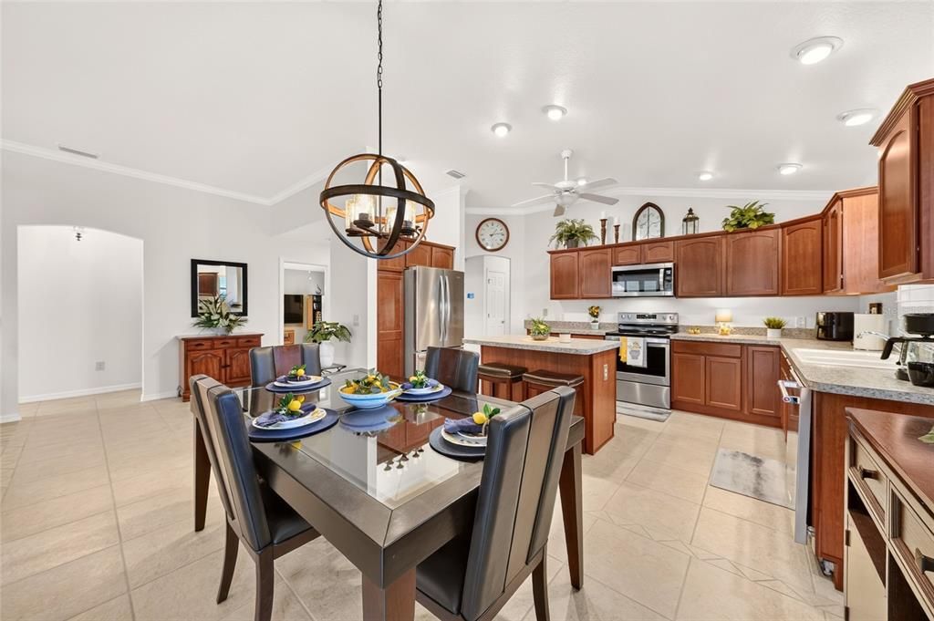En Venta: $469,000 (3 camas, 2 baños, 1602 Pies cuadrados)