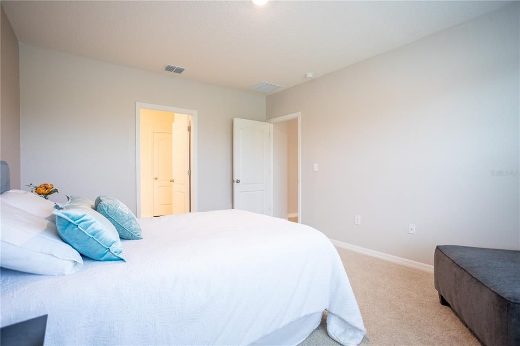En Venta: $399,990 (4 camas, 2 baños, 1828 Pies cuadrados)