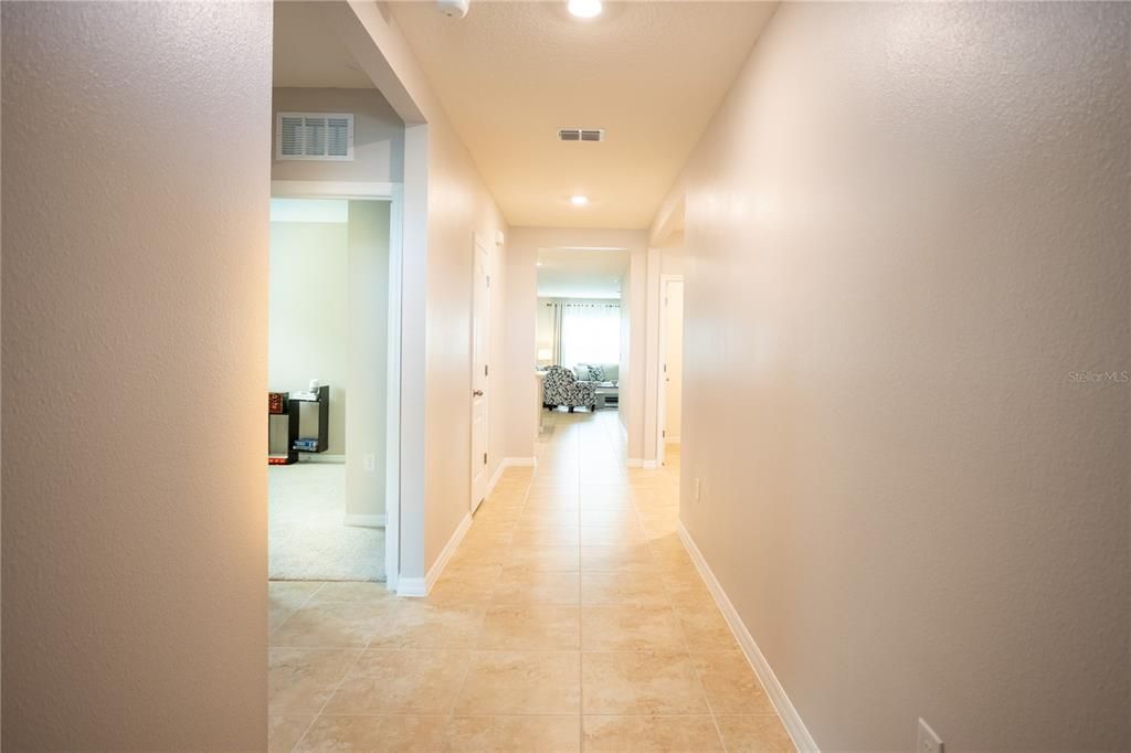 En Venta: $399,990 (4 camas, 2 baños, 1828 Pies cuadrados)