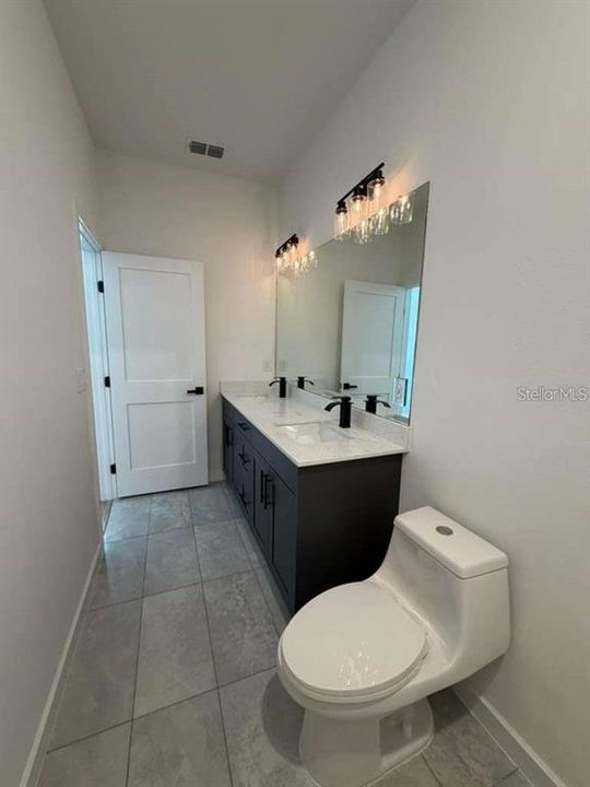 В аренду: $1,900 (3 спален, 2 ванн, 1500 Квадратных фут)