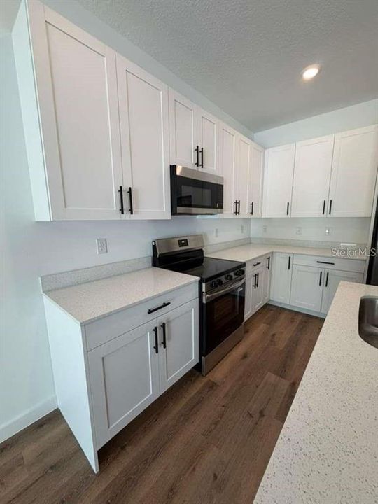 В аренду: $1,900 (3 спален, 2 ванн, 1500 Квадратных фут)