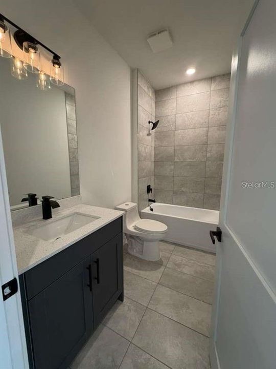 В аренду: $1,900 (3 спален, 2 ванн, 1500 Квадратных фут)