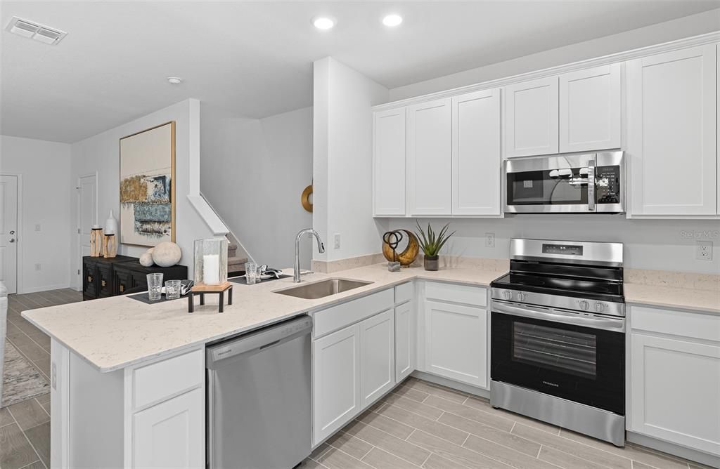 For Sale: $214,990 (3 beds, 2 baths, 1672 Square Feet)