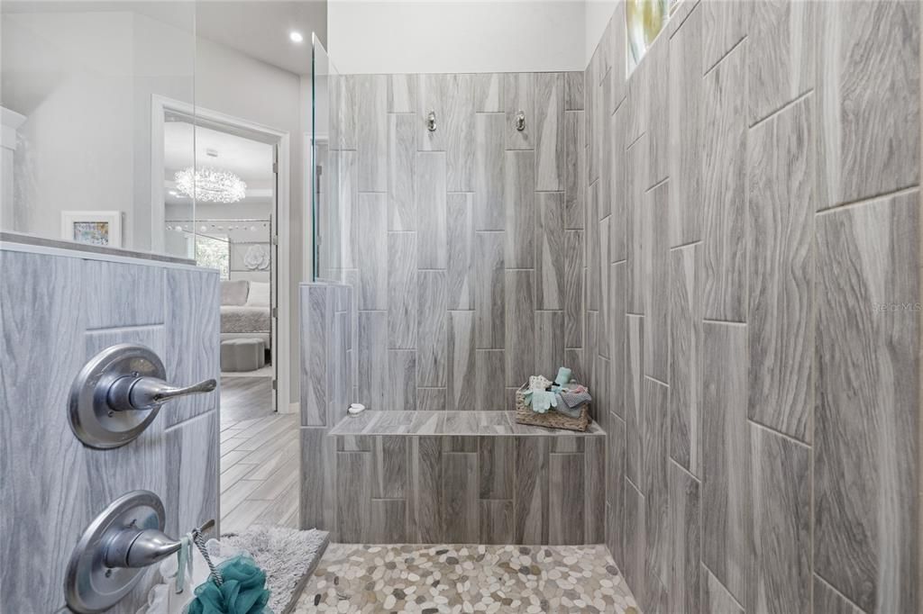 For Sale: $620,000 (4 beds, 3 baths, 2803 Square Feet)