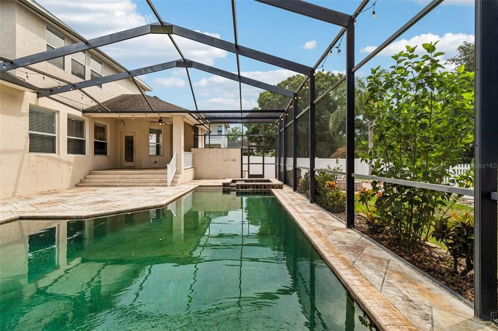 En Venta: $749,900 (4 camas, 3 baños, 3098 Pies cuadrados)