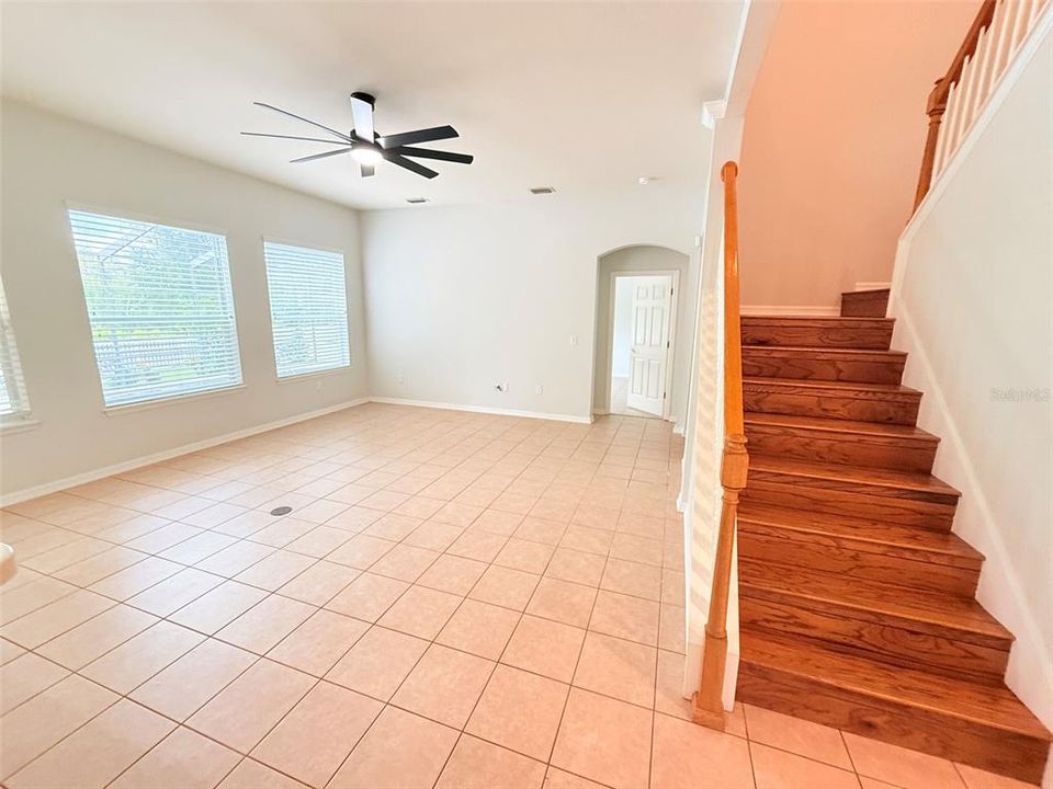 For Sale: $749,900 (4 beds, 3 baths, 3098 Square Feet)