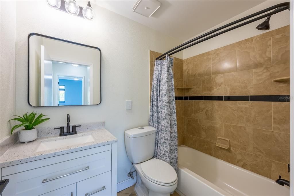 For Sale: $289,314 (2 beds, 2 baths, 1330 Square Feet)