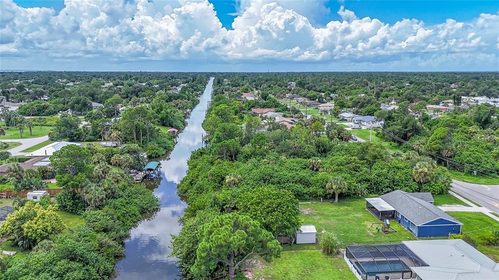 For Sale: $289,314 (2 beds, 2 baths, 1330 Square Feet)