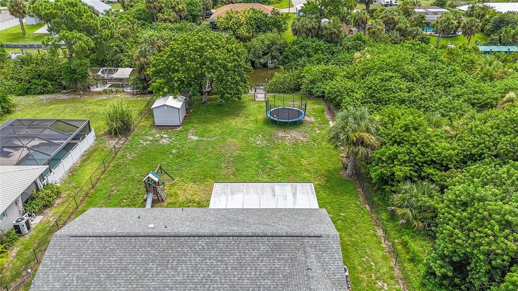 For Sale: $289,314 (2 beds, 2 baths, 1330 Square Feet)