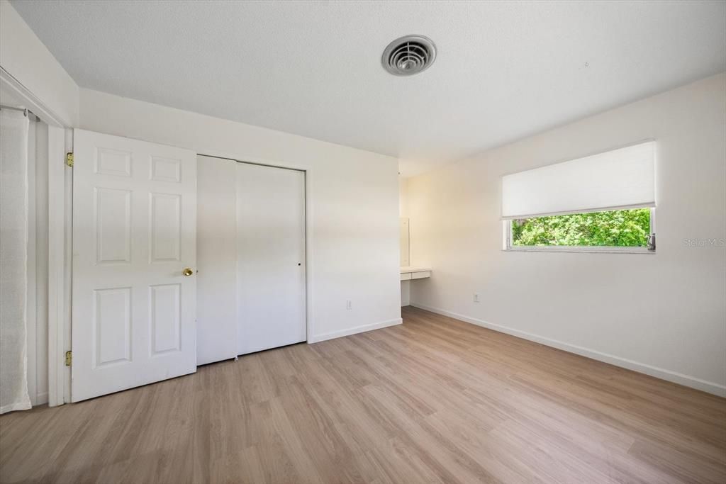 For Sale: $399,000 (3 beds, 2 baths, 1584 Square Feet)