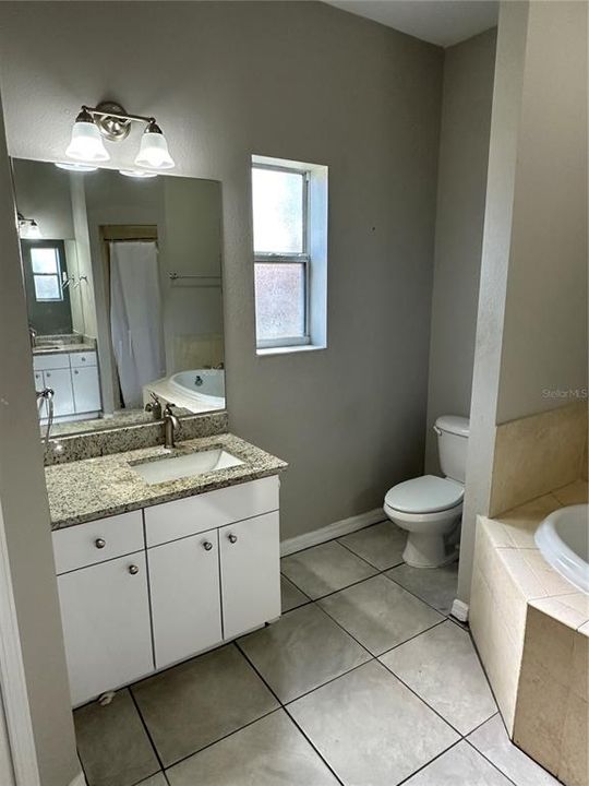 For Rent: $2,200 (3 beds, 2 baths, 1614 Square Feet)