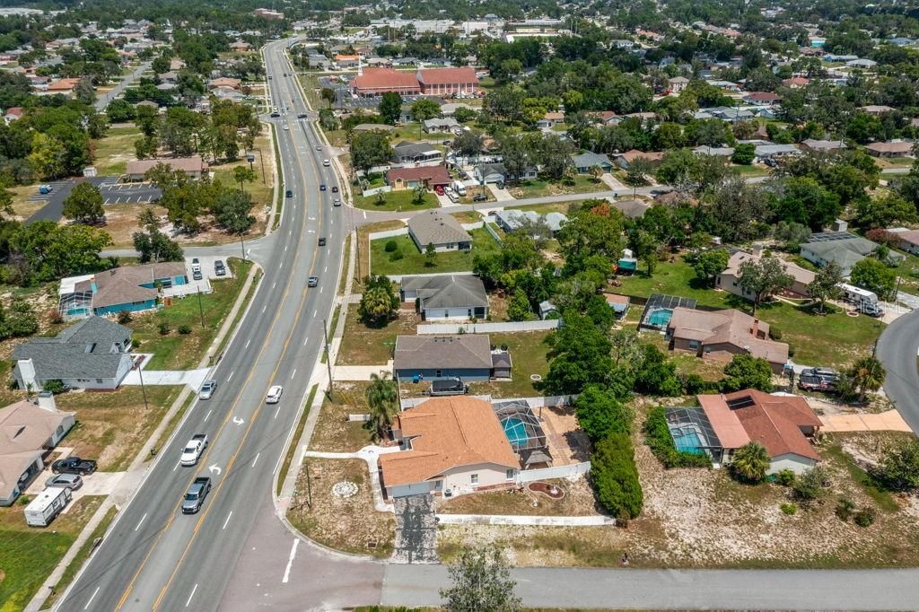 En Venta: $384,900 (3 camas, 2 baños, 2205 Pies cuadrados)