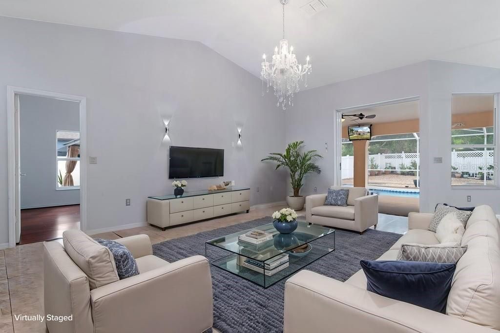 En Venta: $384,900 (3 camas, 2 baños, 2205 Pies cuadrados)