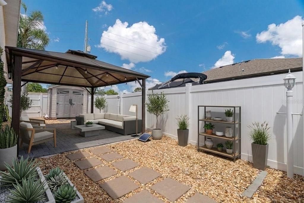En Venta: $384,900 (3 camas, 2 baños, 2205 Pies cuadrados)