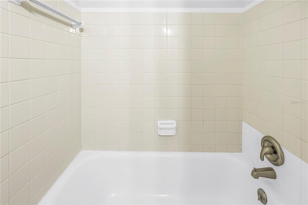 En Venta: $495,000 (3 camas, 3 baños, 1062 Pies cuadrados)