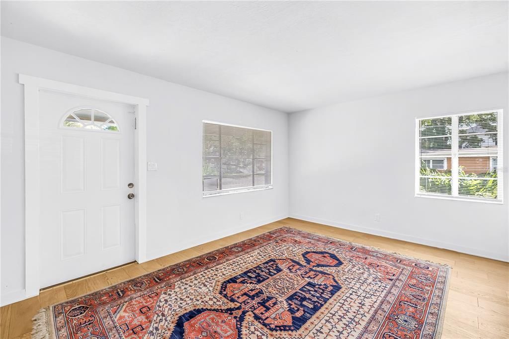 En Venta: $495,000 (3 camas, 3 baños, 1062 Pies cuadrados)