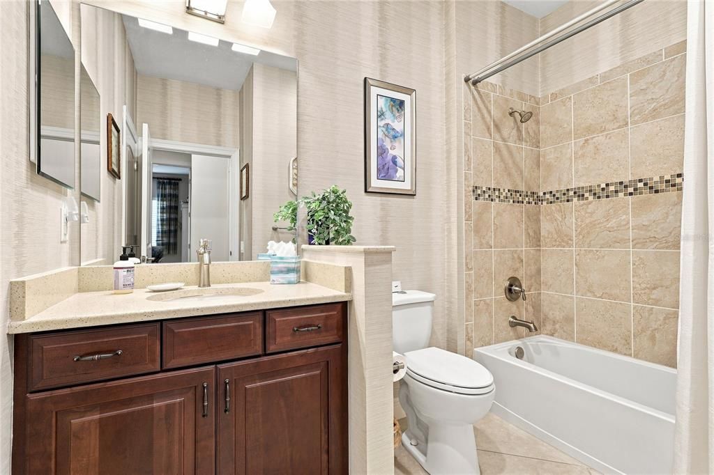 For Sale: $550,000 (2 beds, 2 baths, 1525 Square Feet)