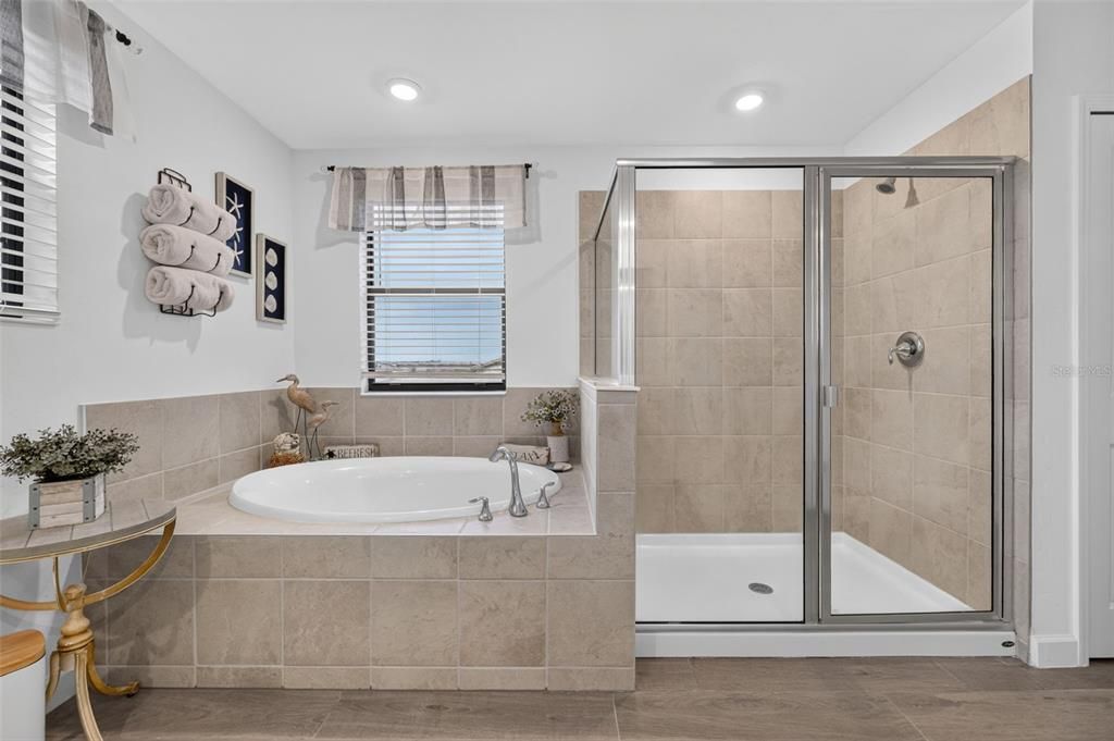 For Sale: $819,000 (5 beds, 3 baths, 3257 Square Feet)