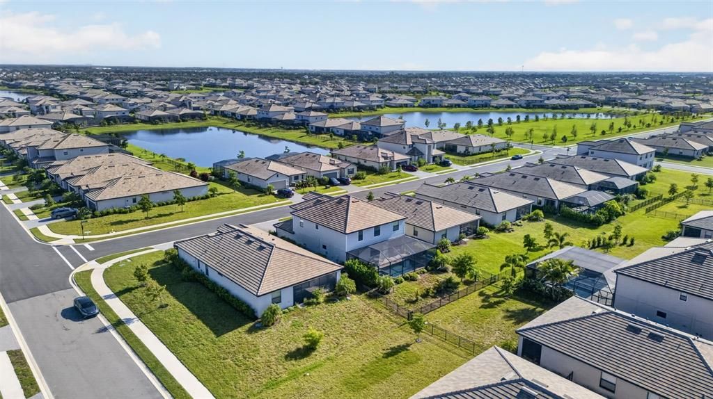 For Sale: $819,000 (5 beds, 3 baths, 3257 Square Feet)