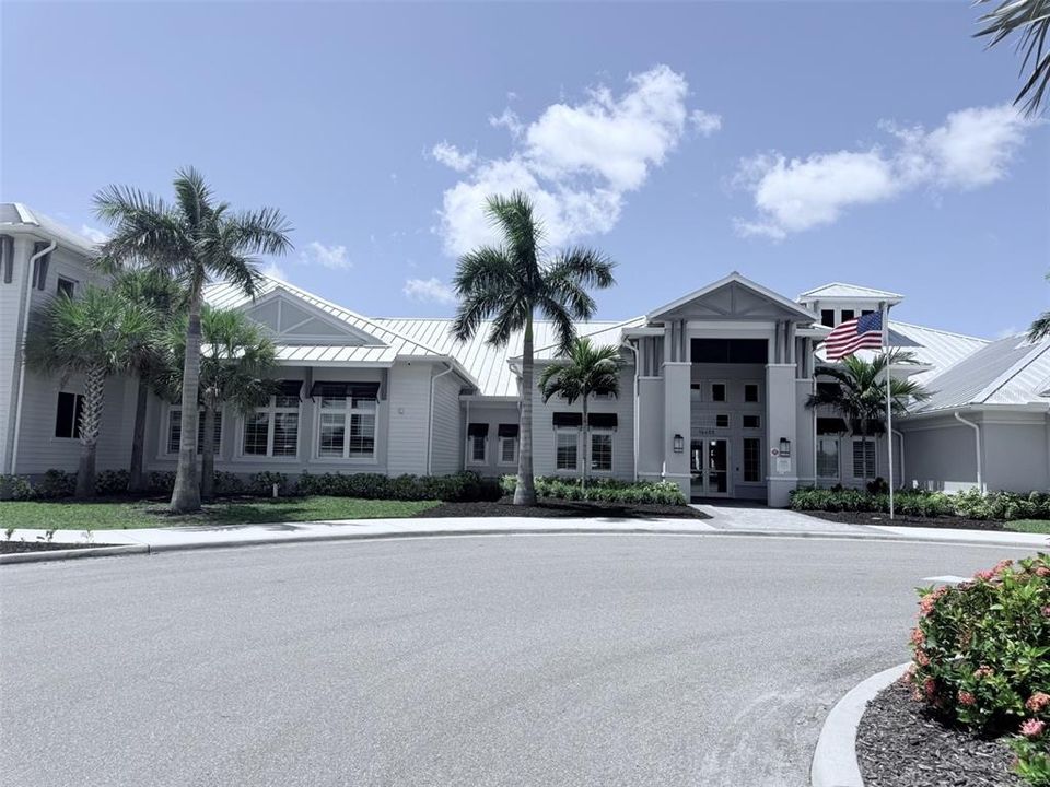 For Sale: $819,000 (5 beds, 3 baths, 3257 Square Feet)